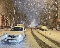İstanbul’da kar bastırdı!