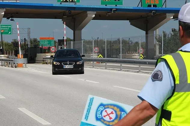 Milyonlarca araç sahibini ilgilendiriyor! İnternetten HGS ödemesi yapıyorsanız dikkat!