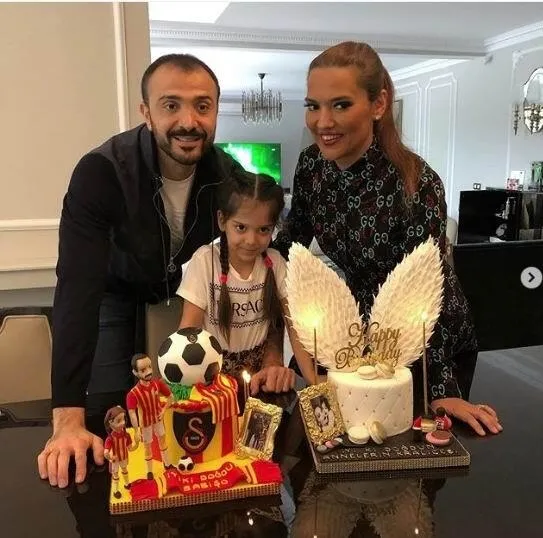 Demet Akalın'ı çıldırtan 'borç' yorumu! 'Bebeğinden utanmadığın belli'-5