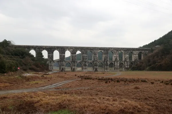 istanbulda-su-seviyesi-alarm-veriyor-barajlarda-doluluk-orani-yuzde-30un-altinda-1674474219349.jpg İstanbul'da su seviyesi alarm veriyor: Barajlarda doluluk oranı yüzde 30'un altında-2