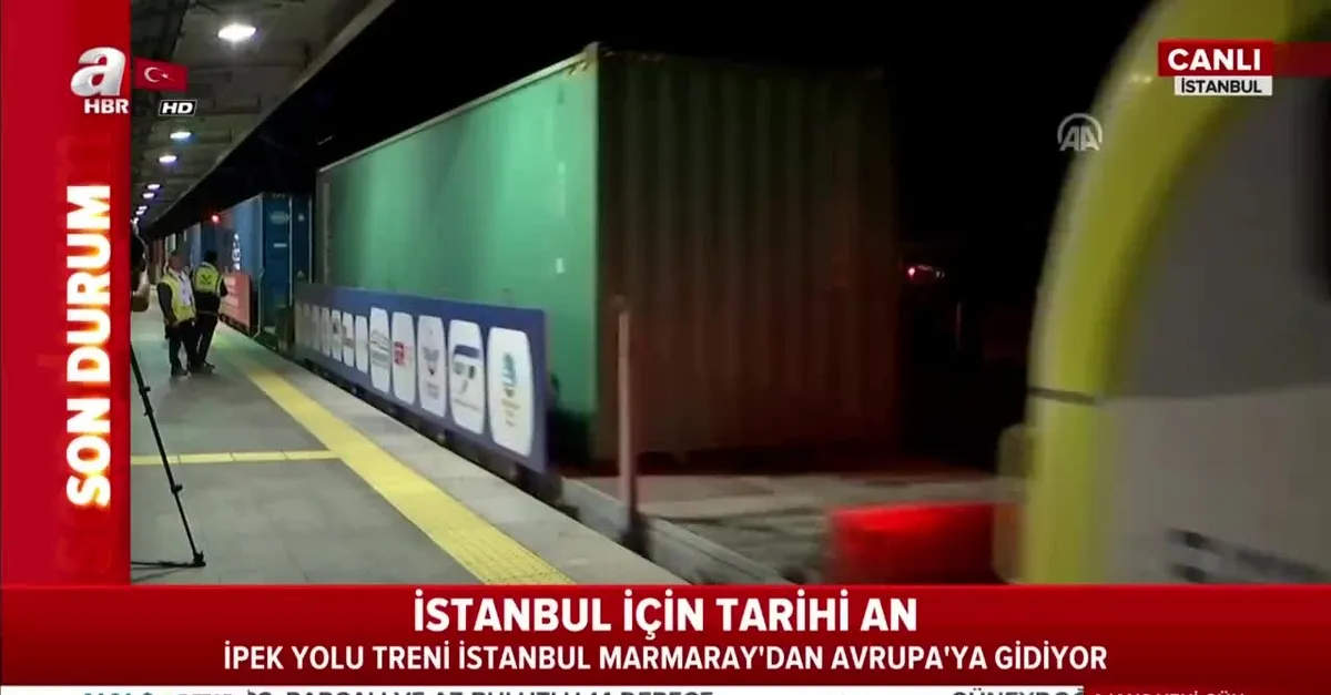 İstanbul için tarihi an! Çin'den Avrupa'ya kesintisiz olarak gidecek olan ilk yük treni Marmaray'dan böyle geçti