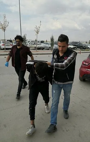 Aksaray’da uyuşturucu taciri suçüstü yakalandı