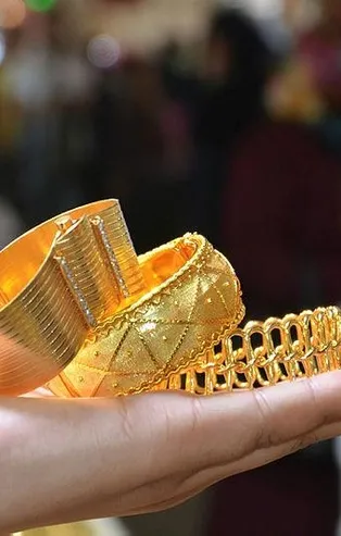 Duyan oraya koşuyor: 40 liraya Maraş burma bilezik