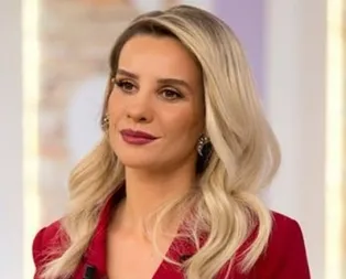 Ünlülerden Leyla Aydemir paylaşımı