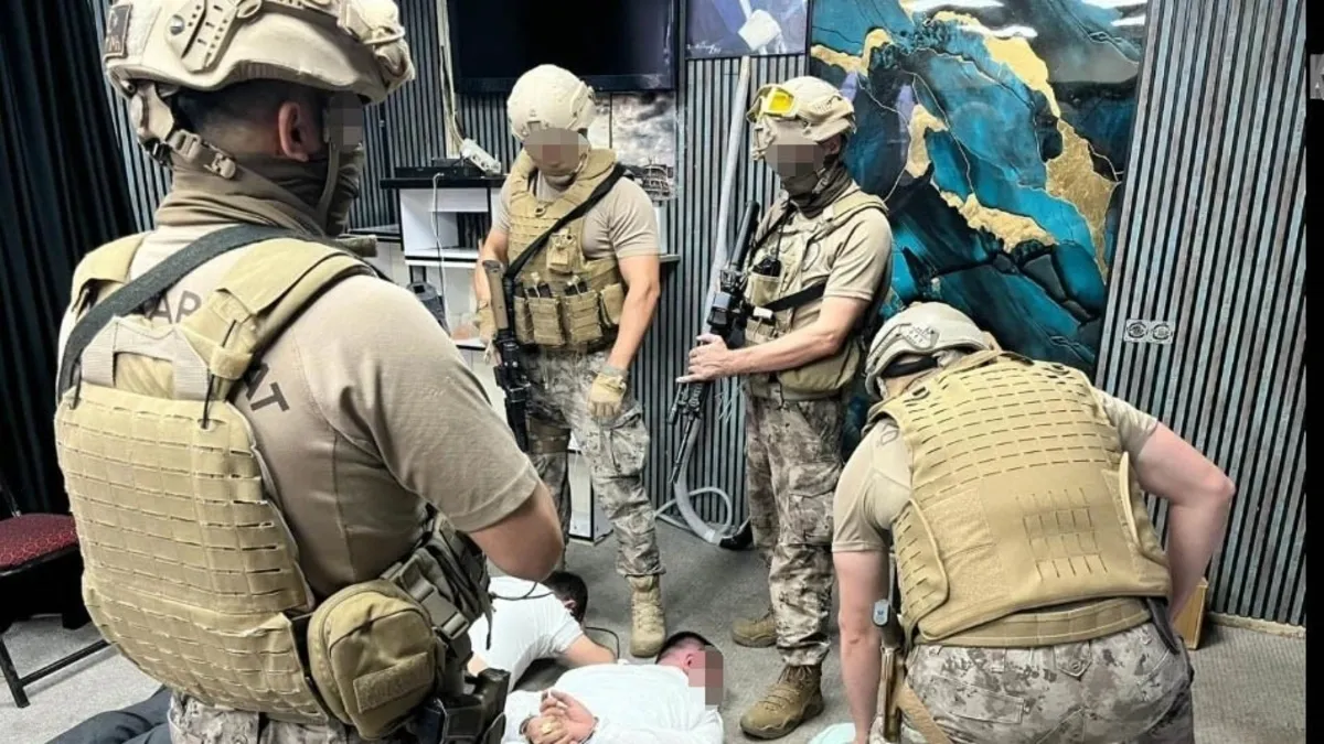 Antalya'da 'Altunlar' suç örgütüne operasyon: 16 aylık takiple çökertildiler