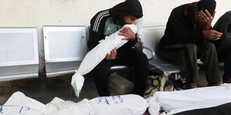 kan-donduran-detaylar-soykirimci-israilin-alikoydugu-filistinliler-yasadiklari-dehseti-anlatti-hayatimizda-bun-1706800722459.jpeg Kan donduran detaylar | Soykırımcı İsrail'in alıkoyduğu Filistinliler yaşadıkları dehşeti anlattı: Hayatımızda bundan daha kötü günler görmedik-7