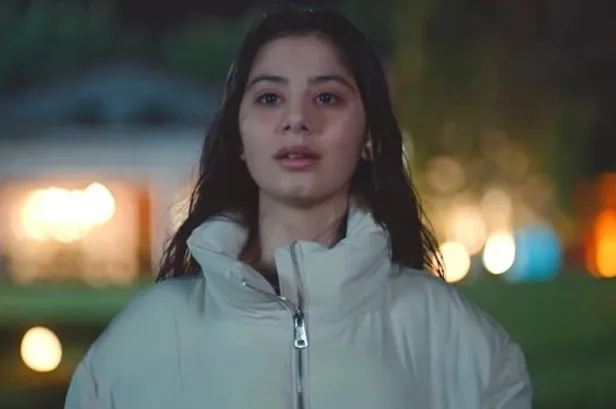 Kağıt Ev dizisi ne zaman başlıyor? Kağıt Ev konusu nedir, oyuncu kadrosunda kimler var?-4