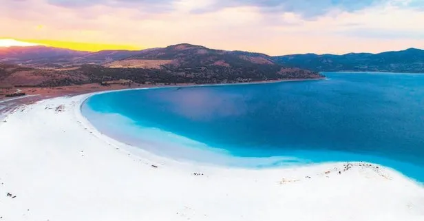 Salda Gölü kendini dünyaya hayran bıraktı! Mars’taki Jezero Krateri’ne benzetilen doğal güzelliğe bilim üssü kurulacak