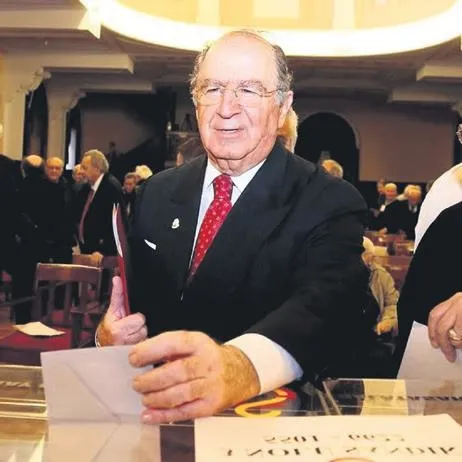 galatasaray-ve-besiktas-derbisinin-toplam-degeri-belli-oldu-spor-haberleri-1667606911833.jpeg Galatasaray ve Beşiktaş derbisinin toplam değeri belli oldu |Spor haberleri-2