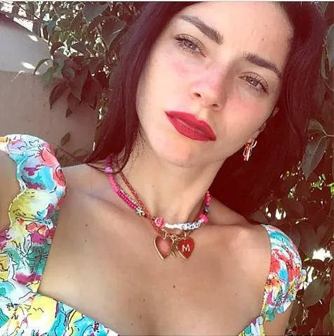 Merve Boluğur'dan bir tuhaf hareket! Bedava tatil için otelleri bunalttı-5