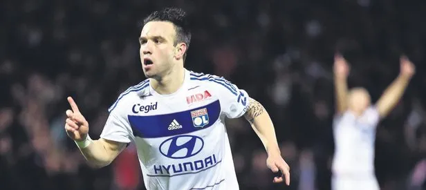 Valbuena geliyor