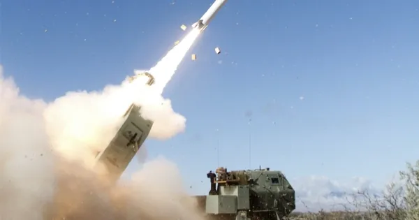 abdden-meydan-okuma-kara-kuvvetleri-komutanligi-cin-ile-savas-simulasyonunda-insansiz-roket-sistemini-test-etti-1623956665829.jpg ABD'den meydan okuma! Kara Kuvvetleri Komutanlığı, Çin ile savaş simülasyonunda insansız roket sistemini test etti-2