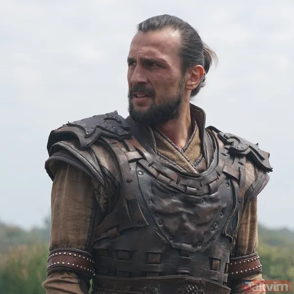 Ahmet Yenilmez’in oğlu da Kuruluş Osman’dan çıktı! Duyanın ağzı açık kaldı! Demirci Davud meğer o ünlü oyuncunun babasıymış... - 27