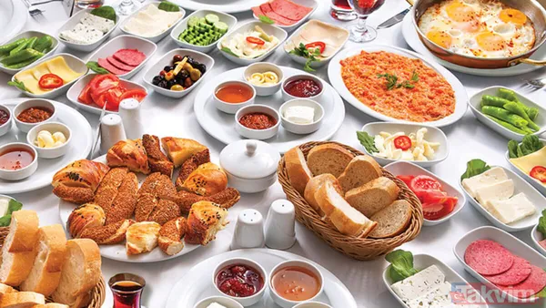 Mutlaka Kahvaltı Yapın Aynı Araştırmaya Göre, Düzenli Kahvaltı Yapan Çocuklar Derslerinde Daha Başarılı Oluyor. Kahvaltı Yapmamak Kan Şekerinizi Düşürerek Beyni...