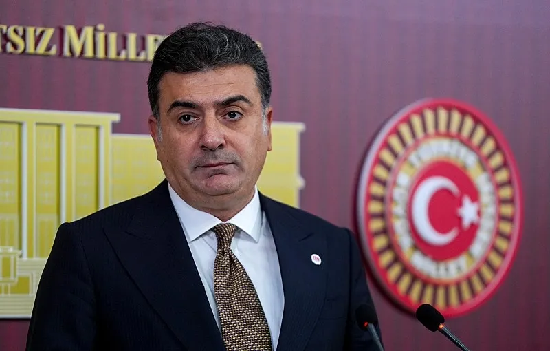 yeni-partide-kongre-takvimi-belli-oldu-1787148458051.jpeg Yeni Parti’de kongre takvimi belli oldu-2
