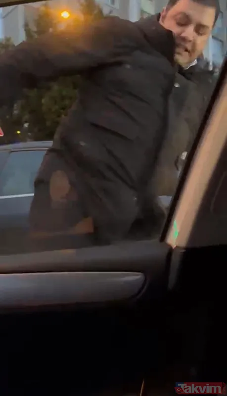 Başakşehir'de maganda dehşeti: Kadın sürücünün aracına saldırdı - 1