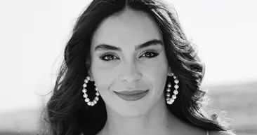 Hercainin güzel Reyyanı Ebru Şahin güzelliğini annesinden almış! Annesi kızının pabucunu dama attı