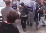 HDP'li Ayşe Sürücü polis kalkanına koşarak kafa attı