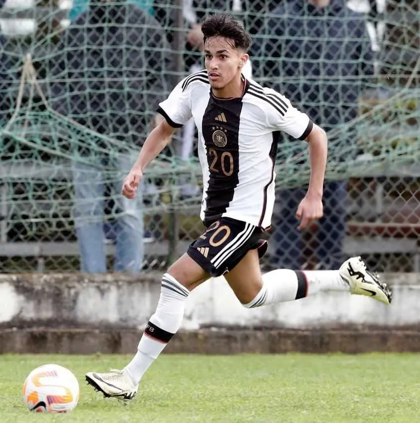 Galatasaray'da Pape Gueye derken ters köşe! Boş kontenjana geleceğin yıldızı - 13