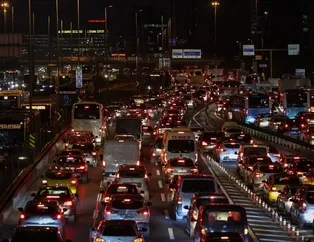 İstanbul’da trafikte yoğunluk yaşanıyor