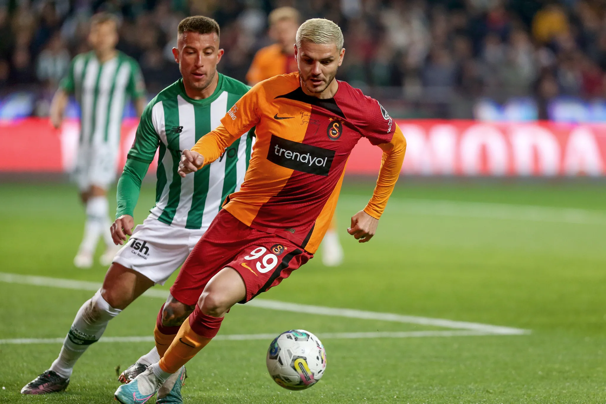 Galatasaray'da Okan Buruk'tan iki yıldıza flaş uyarı! - 7