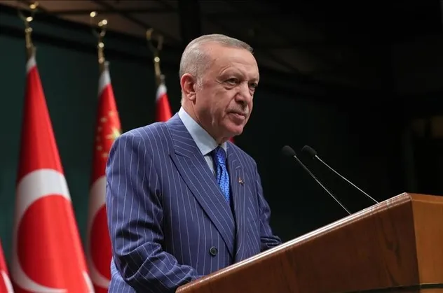 CHP patinaj çekiyor! CHP'li belediye başkanının anketinden Erdoğan çıktı!
