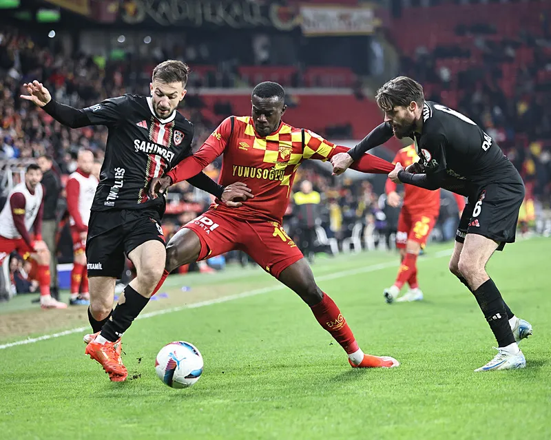 Galatasaray'a Süper Lig'den 2 transfer! Golcü de bulundu - 16