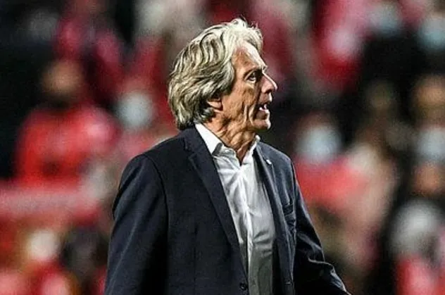Benfica'dan resmen ayrılan Jorge Jesus Fenerbahçe'nin radarına girdi