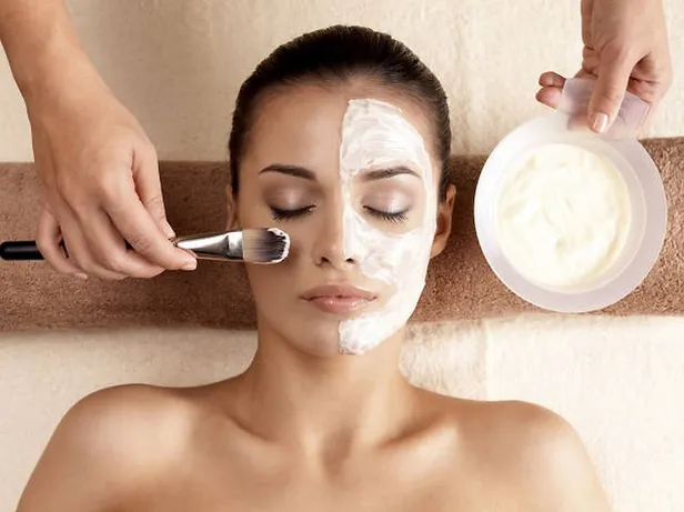 20-dakikada-evde-botoks-yapin-2-malzemeyle-aninda-yuz-germe-formulu-ignesiz-ameliyatsiz-mucize-yontem-1700053914226.jpg 2 malzemeyle anında yüz germe formülü! 20 dakikada evde botoks yapın! İğnesiz, ameliyatsız mucize yöntem ifşa oldu-3