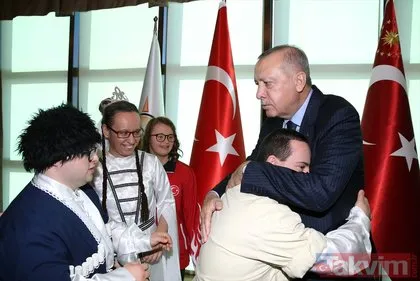 Başkan Erdoğan engellileri kabul etti