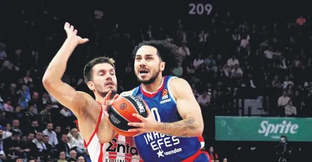 Anadolu Efes’ten muhteşem zafer