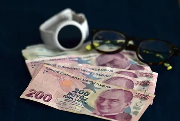 EMEKLİ ZAMMINDA 2 FORMÜL | Taban maaş ne kadar olacak? SSK ve Bağ-Kur emeklisiyle memur zammı eşitlenecek mi? Kim ne kadar alacak?