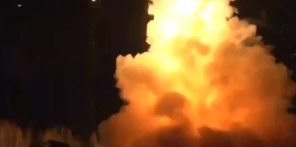 moskovadan-dikkat-ceken-hamle-kremlin-duyurdu-rusyada-nukleer-saldiri-tatbikati-devlet-baskani-putin-bizzat-ta-1698257634176.jpeg Moskova'dan dikkat çeken hamle! Kremlin duyurdu: Rusya'da nükleer saldırı tatbikatı! Devlet Başkanı Putin bizzat takip etti-4