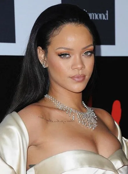 Türkiye rüyası ertelendi! Rihanna ve sevgilisi Asap Rocky'nin Bodrum planına yangın engeli!-2