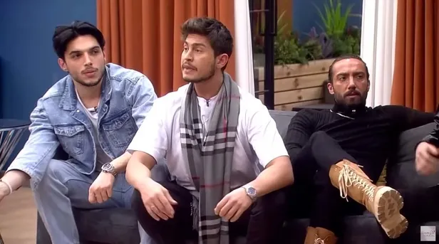 kismetse-olur-yarene-ne-oldu-neden-bayildi-kismetse-olur-yaren-dag-kimdir-kismetse-olur-askin-gucu-101-bolum-f-1680772428273.jpg Kısmetse Olur Yaren'e ne oldu, neden bayıldı? Kısmetse Olur Yaren Dağ kimdir? Kısmetse Olur: Aşkın Gücü 101. bölüm full İZLE!-4