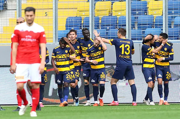 ankaragucu-1-0-antalyaspor-mac-ozeti-1617549387426.jpg Ankaragücü 1-0 Antalyaspor | Maç özeti-2