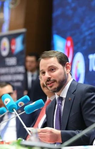 Bakan Albayrak: "Güven veren politikalarla hedeflerimize ilerliyoruz"