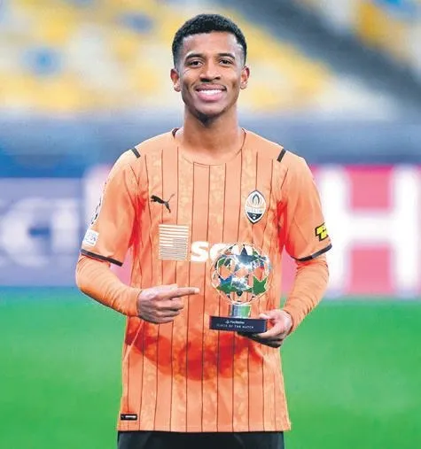 torino-besiktasin-genc-yildizi-ridvan-yilmaz-icin-teklifini-5-milyon-euroya-cikardi-1654740022133.jpeg Torino, Beşiktaş'ın genç yıldızı Rıdvan Yılmaz için teklifini 5 milyon Euro'ya çıkardı-16