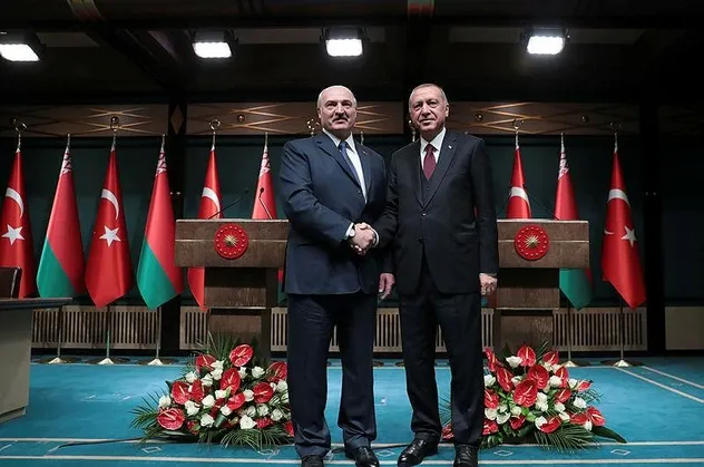 Belarus Cumhurbaşkanı Lukaşenko'dan Türkiye'ye övgü dolu sözler: Küresel düzeyde aktif rol oynuyor