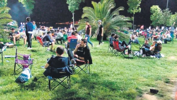 Kovid-19 tedbirleri kapsamında yurdun dört bir yanında farklı manzaralar ortaya çıktı-5