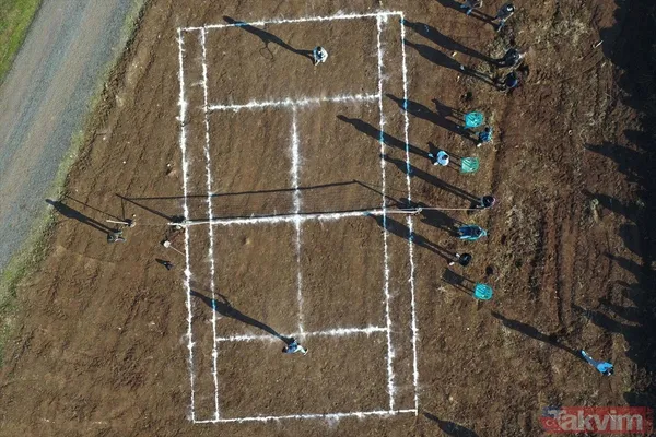 Koronavirüs salgınında köyden dışarı çıkamayan Şanlıurfa Viranşehirliler kendilerini tenise verdi - 36