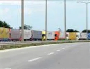 Kapıkulede 4 km kuyruk