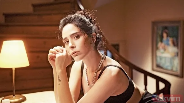 27 yıldır 56 kilo! 2 çocuk annesi Demet Şener “Asla diyet yapmıyorum” diyerek sırrını açıkladı! Bakın 45’lik Demet formunu neye borçlu... - 29