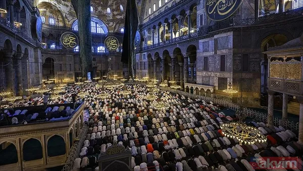 📿 Günümüze Yansıyan Bayram Gelenekleri Bugün Hala Müslümanlar, Hz. Peygamber'in Ve Geçmiş İslam Toplumlarının İzinden Giderek Arefe Günü'nü Orucun Sevabıyla,...