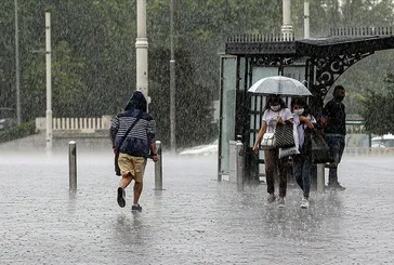 HAVA DURUMU I Meteoroloji, Valilik ve AFAD'dan İstanbul için sağanak yağış uyarısı! Ne kadar sürecek?