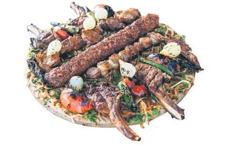 bodrumda-elektrik-yok-sular-kesik-ama-luks-bir-kebabci-4-kisilik-masayi-30-bin-liraya-satti-1626636162243.jpeg
