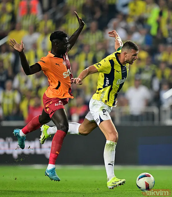 Nefeslerin tutulduğu an! Fenerbahçe - Galatasaray derbisinden ekrana yansımayanlar... - 43