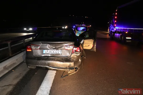 Sapanca'da TEM'i kilitleyen kaza! 5 araç birbirine girdi - 22