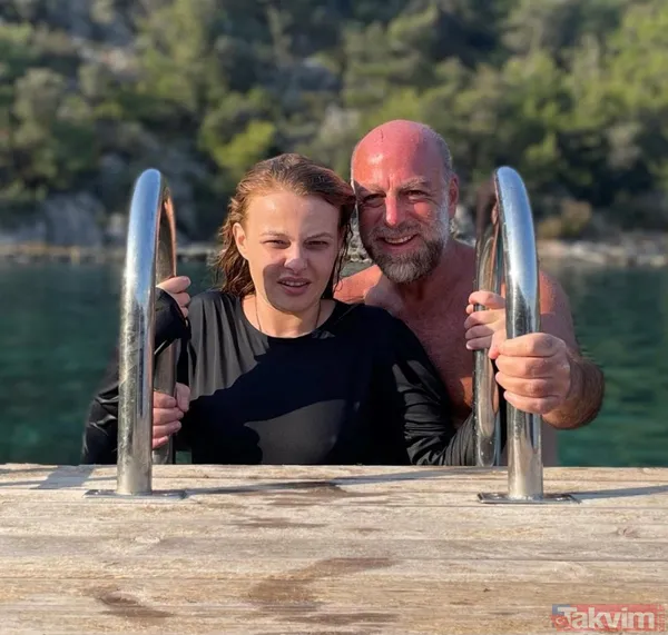 Ünlü oyuncu Naz Elmas Tarkan konserinde ortaya çıktı: Botokslu son hali çok konuşuldu - 10