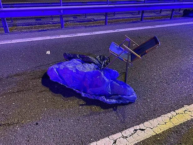 TEM Otoyolu'nda feci kaza! Otomobilin çarptığı yaya öldü-4